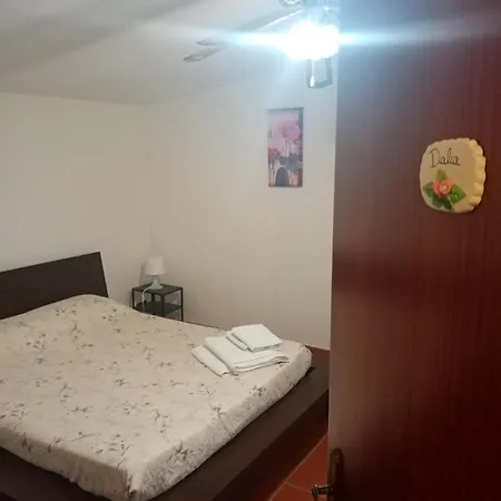 Casa Siciliana Altarbiah Vakantieboerderij *