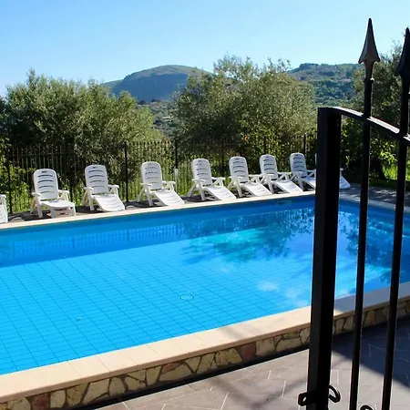 Casa Siciliana Altarbiah Alloggio per agriturismo *